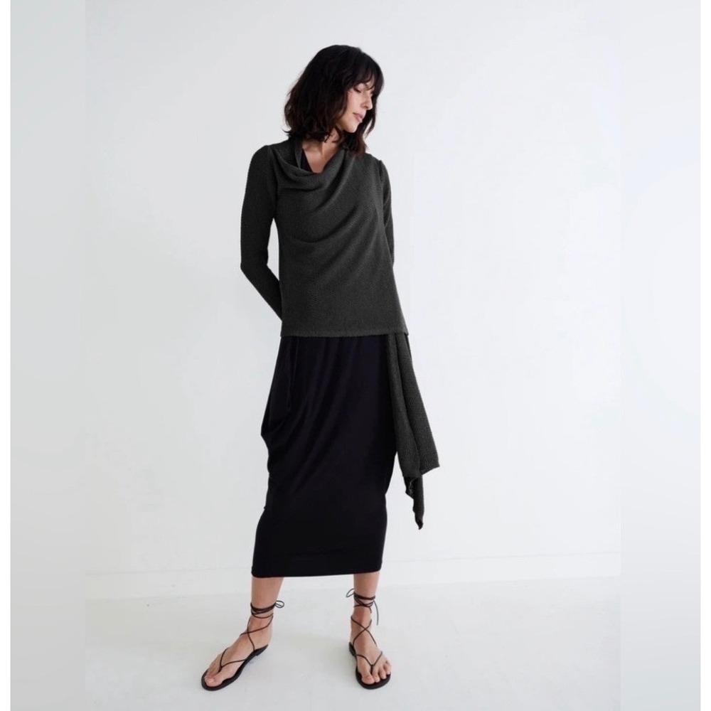 RUTI Women's Cardigan Wrap Sweater in Black knit.  S/M